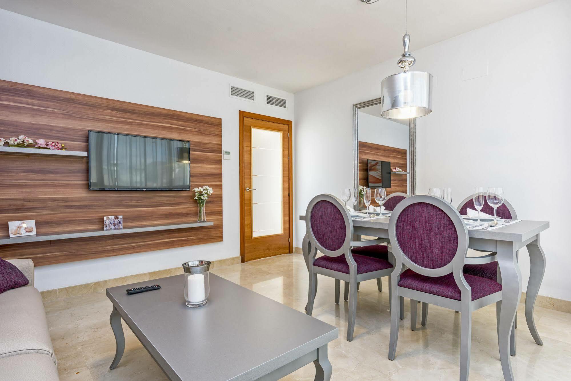 Goodplaces Larios Apartment Малага Екстериор снимка